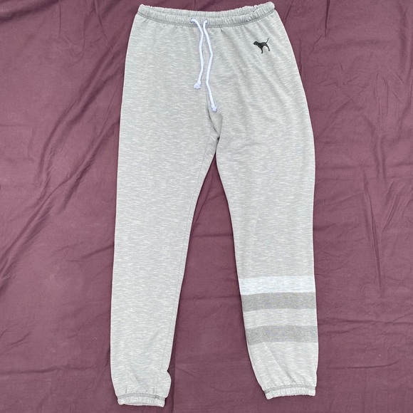 LIKE NEW PINK VS Sweatpants - Picture 1 of 3